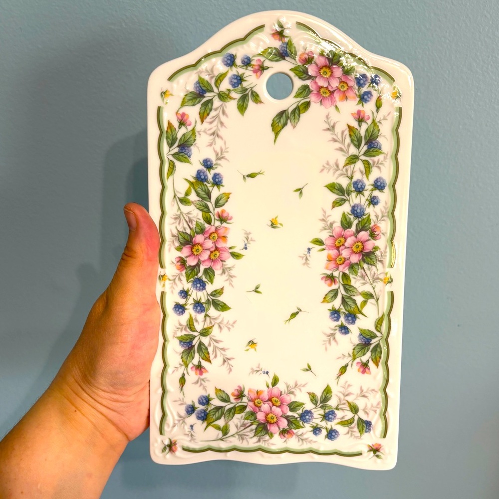 Andrea by Sadek AMY Cheese Board 15408 Retired Made in Japan Floral Cheese Board